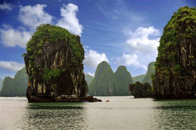 The beauty of Lan Ha Bay 